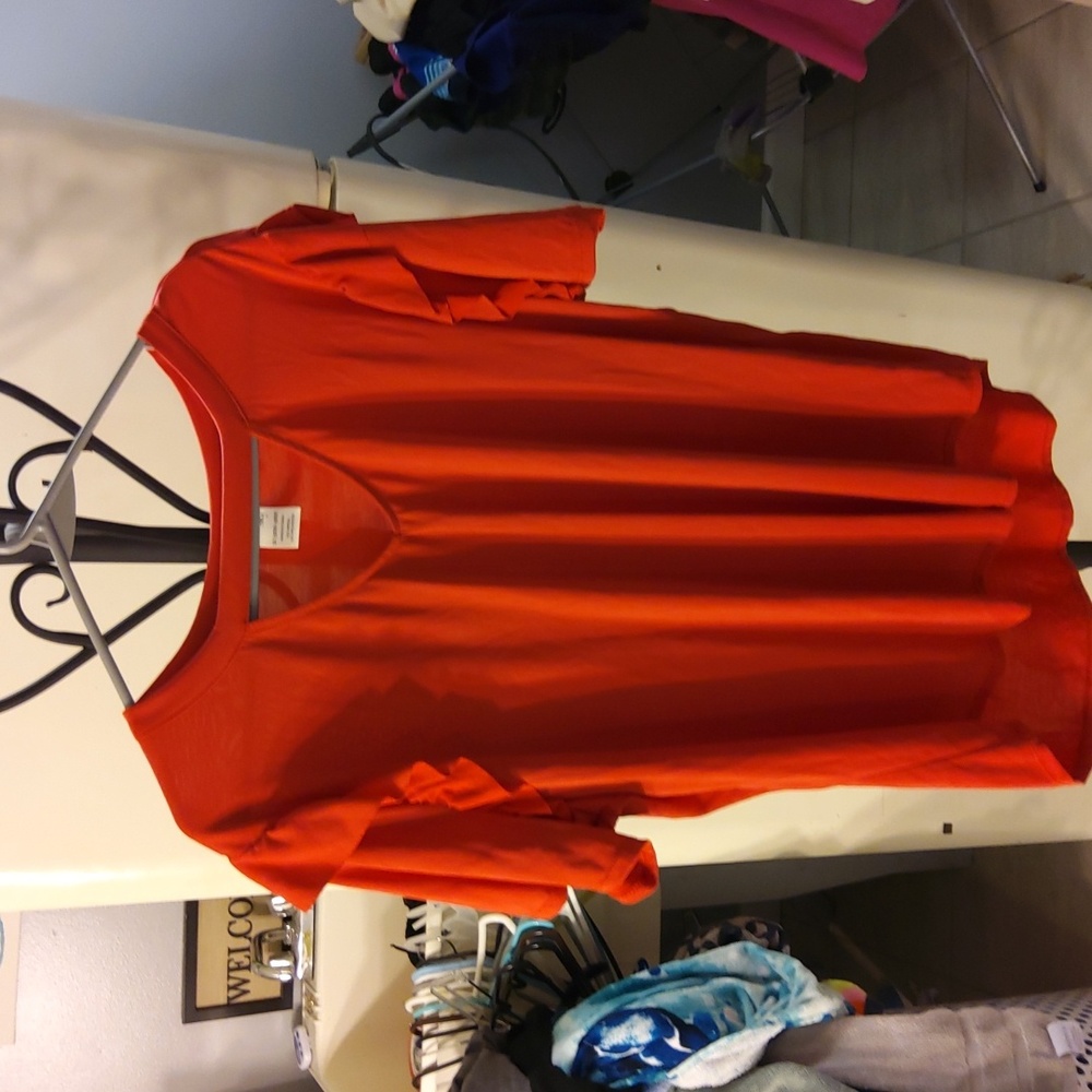 Women's Terra & Sky Red Short Sleeve Shirt